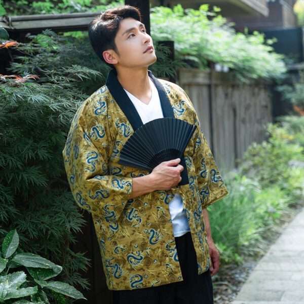 Traditioneller japanischer Herrenkimono